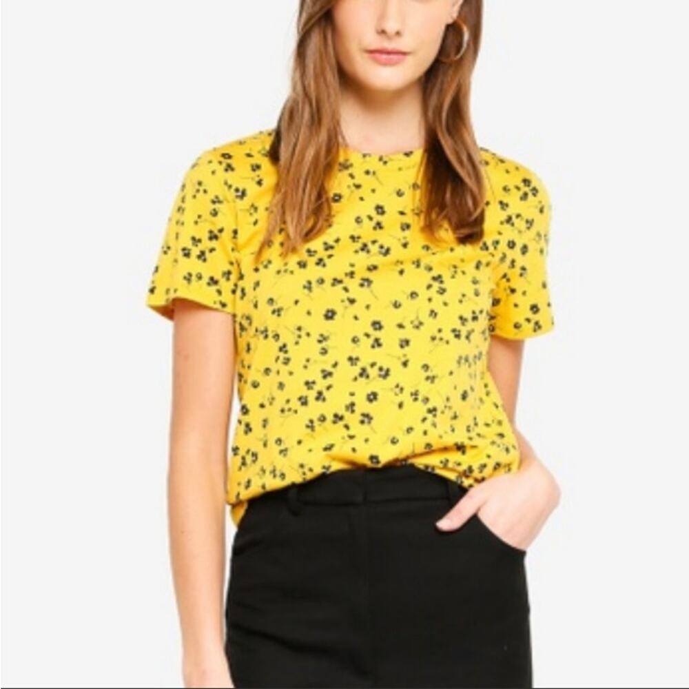 Banana Republic Nicole Ditsy Gold Crew High Low Floral Blouse Size Small
